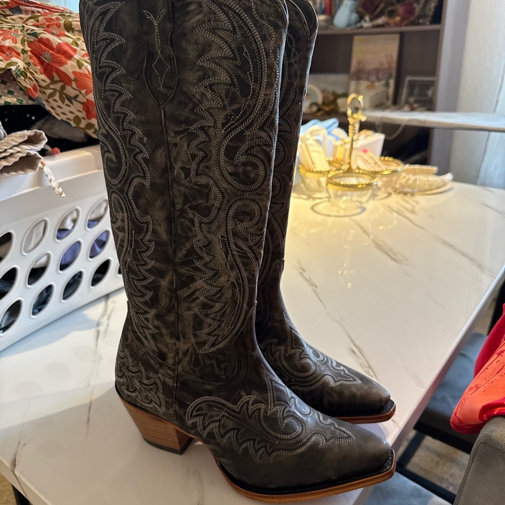 Durango Black Heeled Boots Cowboy boots